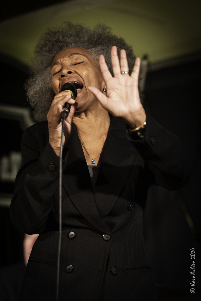 Sydney Ellis, 
