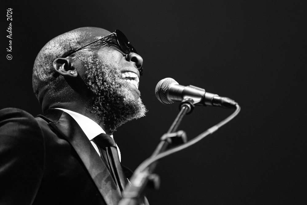 Castro Coleman, 
