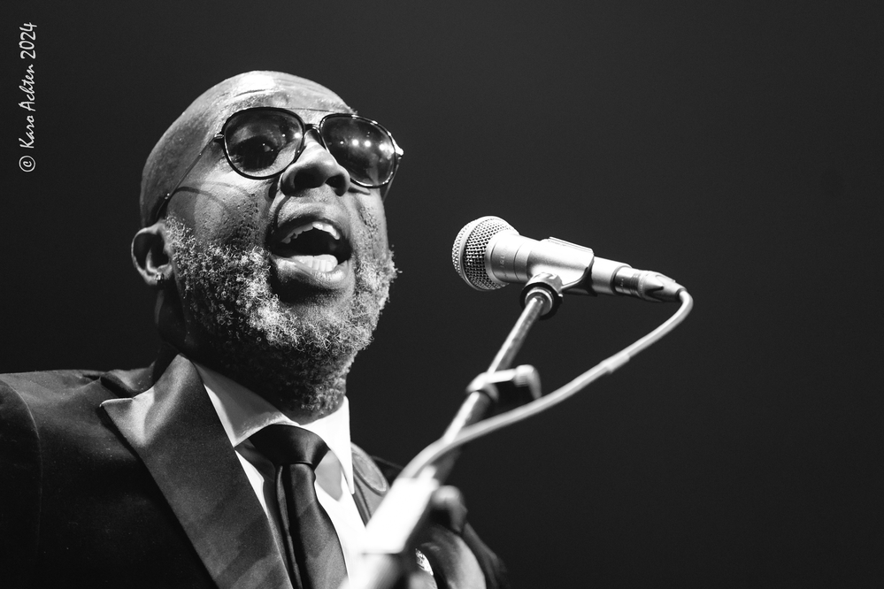 Castro Coleman, 

