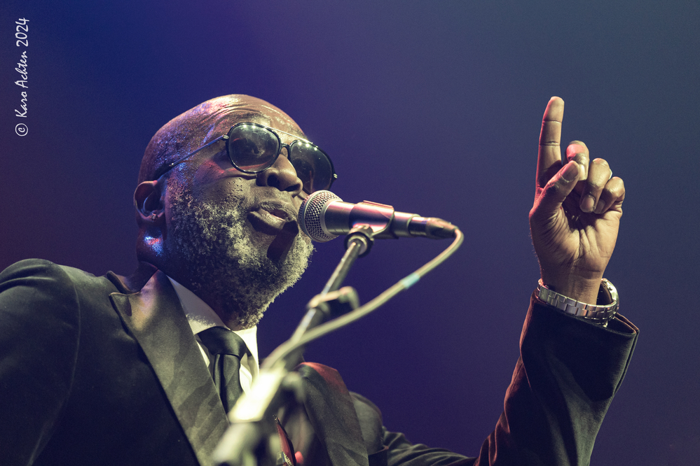 Castro Coleman, 
