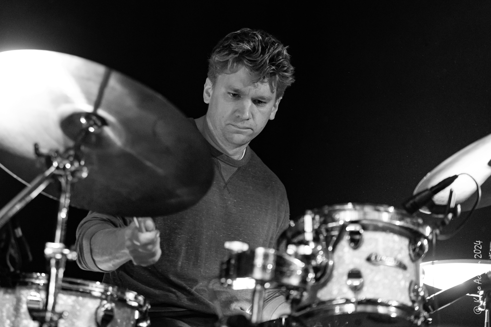 Derek Hendrickson, 
